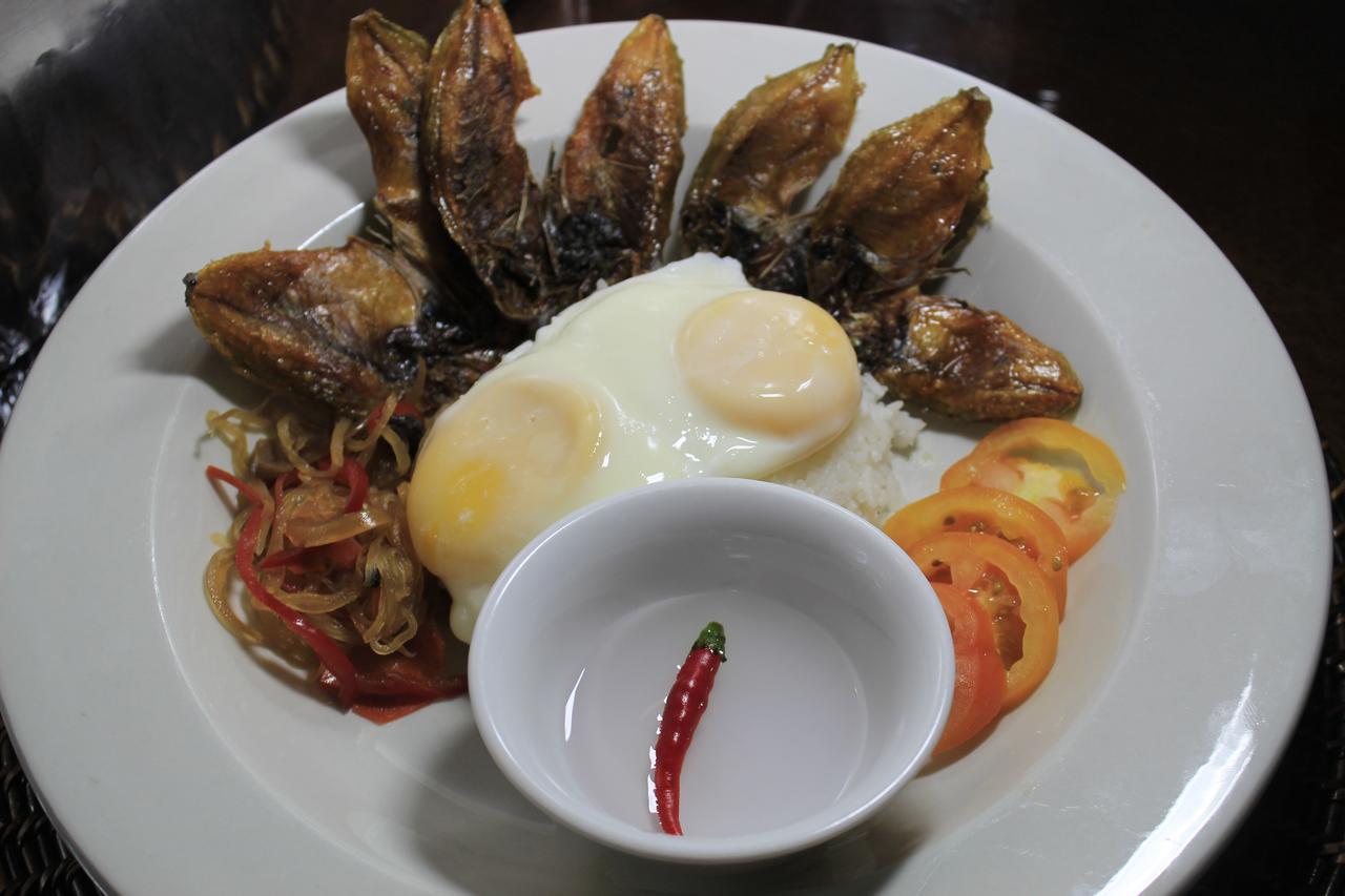 Saint Illian'S Inn Makati Makati City Exterior photo